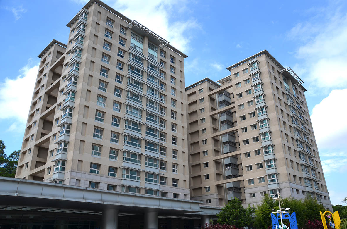 Taichung dormitory four rooms for family members building picture.