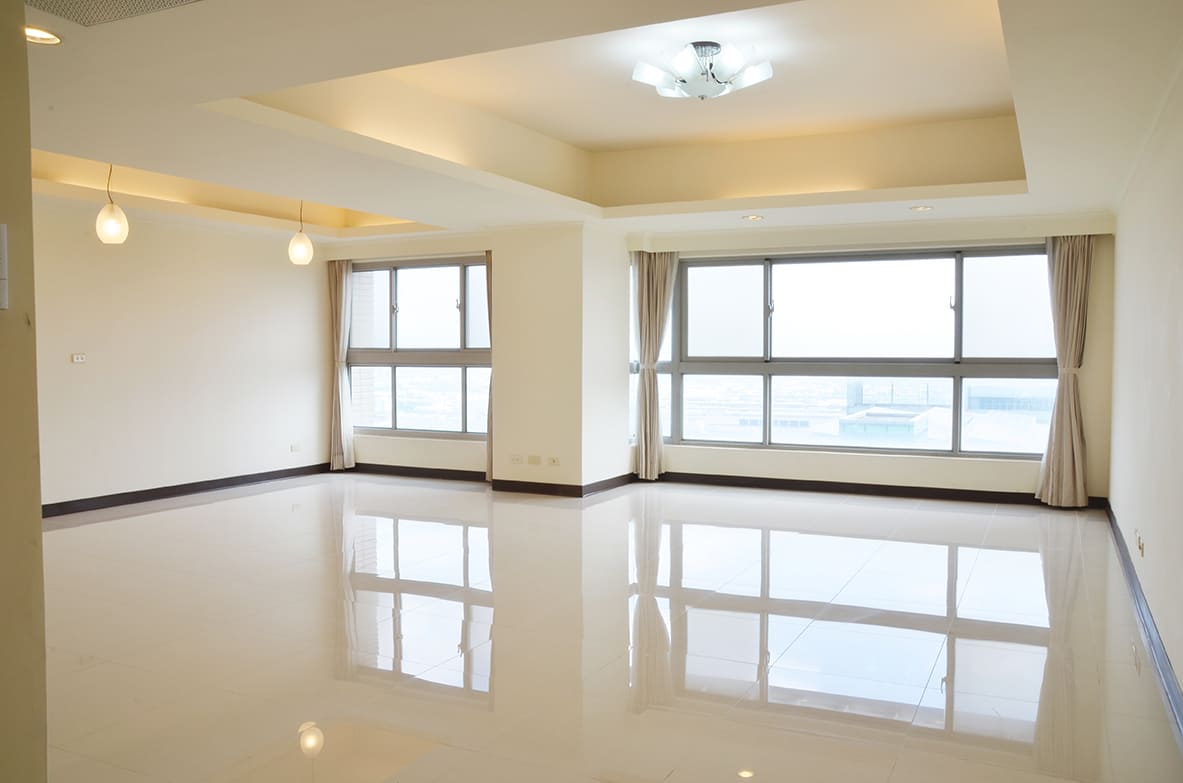 Taichung dormitory four rooms for family members living room picture.